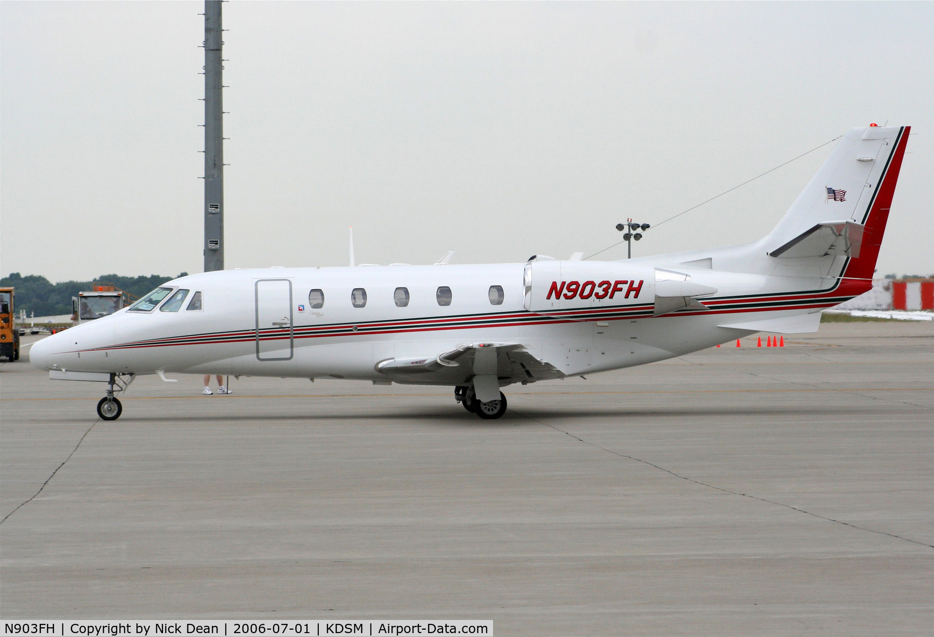 N903FH, 2001 Cessna 560 Citation Excel C/N 560-5160, KDSM