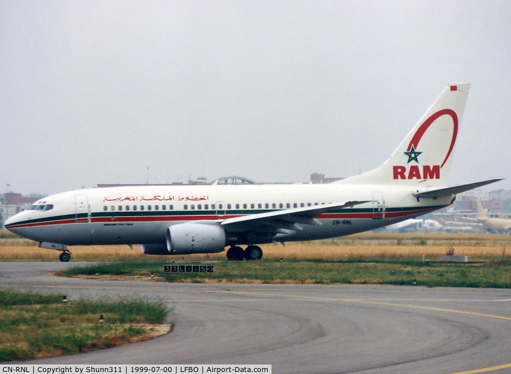 CN-RNL, 1999 Boeing 737-7B6 C/N 28982, Rolling holding point rwy 33R for departure... With old c/s