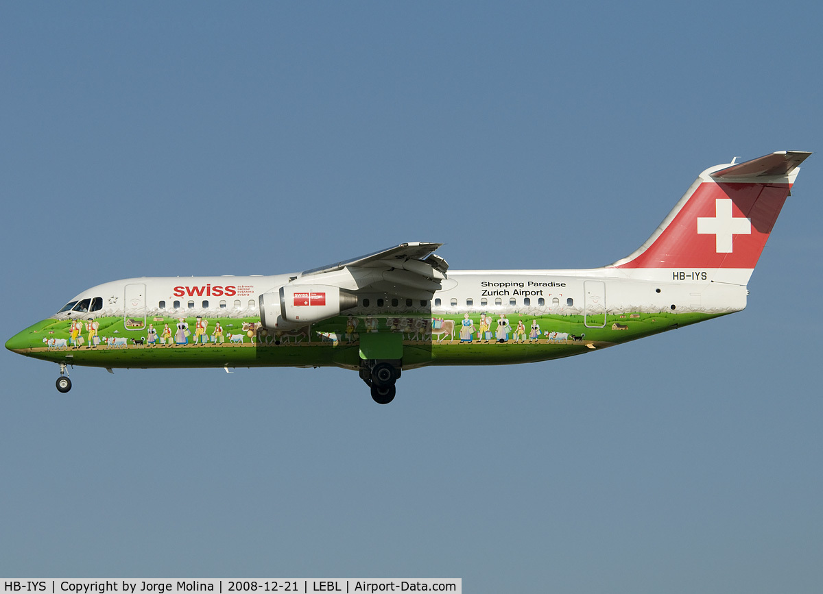 HB-IYS, 2001 British Aerospace Avro 146-RJ100 C/N E3381, 
