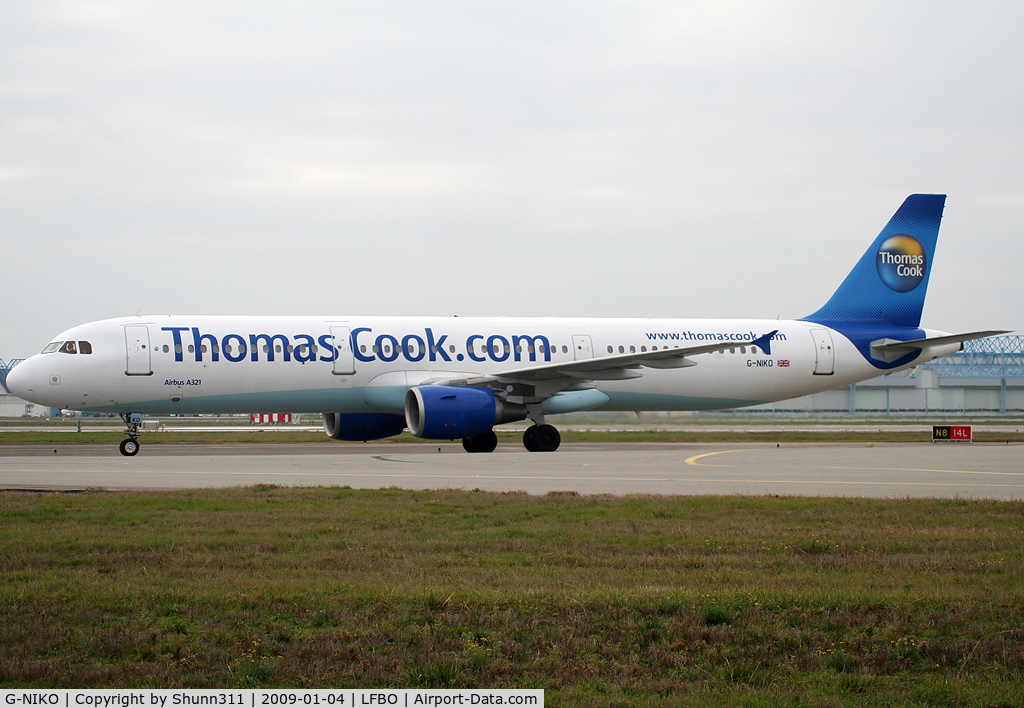G-NIKO, 2000 Airbus A321-211 C/N 1250, Arriving from flight and rolling to the terminal...