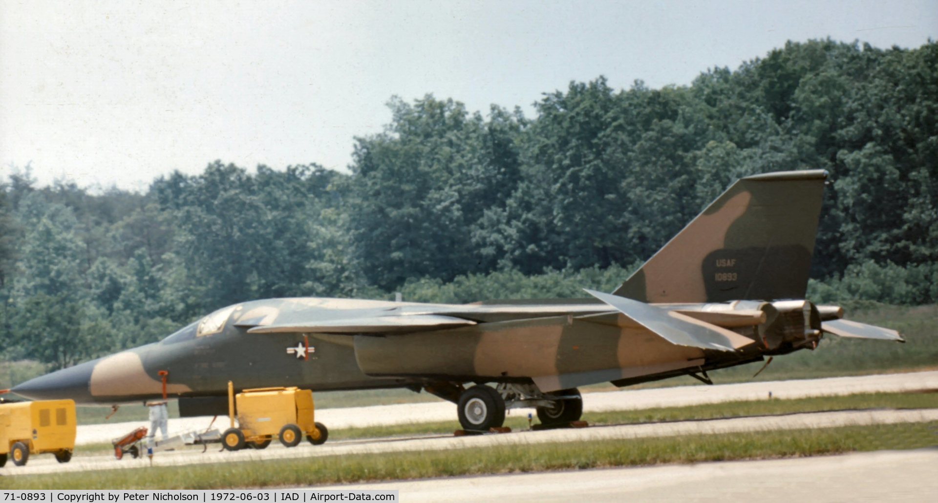 71-0893, 1971 General Dynamics F-111F Aardvark C/N E2-69, Flown at Transpo 72 at Dulles Airport was this F-111F without any unit markings - later known to have served with 48th TFW at RAF Lakenheath.