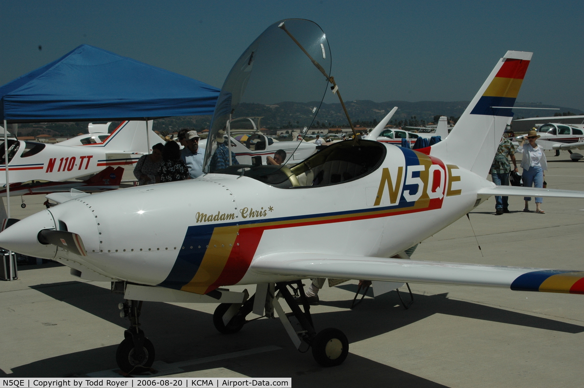 N5QE, 1998 Questair Venture C/N 54, Camarillo Airshow 2006