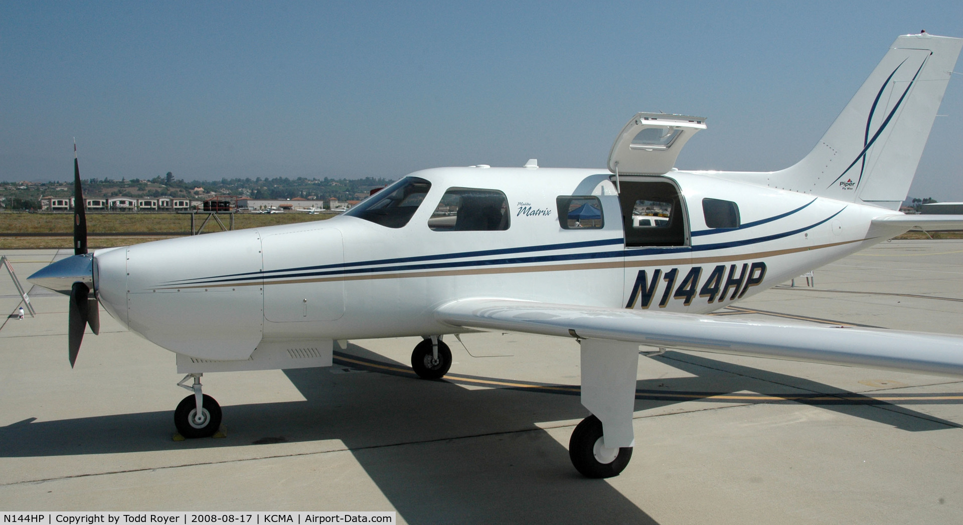 N144HP, 2008 Piper PA-46R-350T Malibu Matrix C/N 4692044, Camarillo Airshow 2008