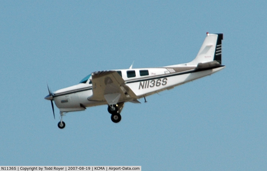 N1136S, 1996 Raytheon Aircraft Company A36 Bonanza C/N E-3054, Camarillo airshow 2007