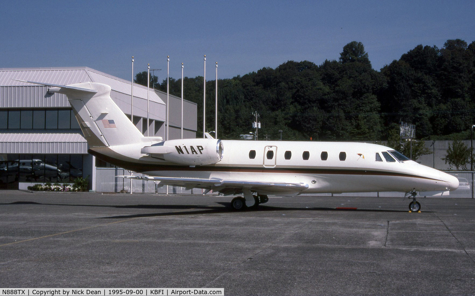 N888TX, 1992 Cessna 650 Citation VII C/N 650-7003, KBFI (Seen here as N1AP this airframe is currently registered N888TX as posted)