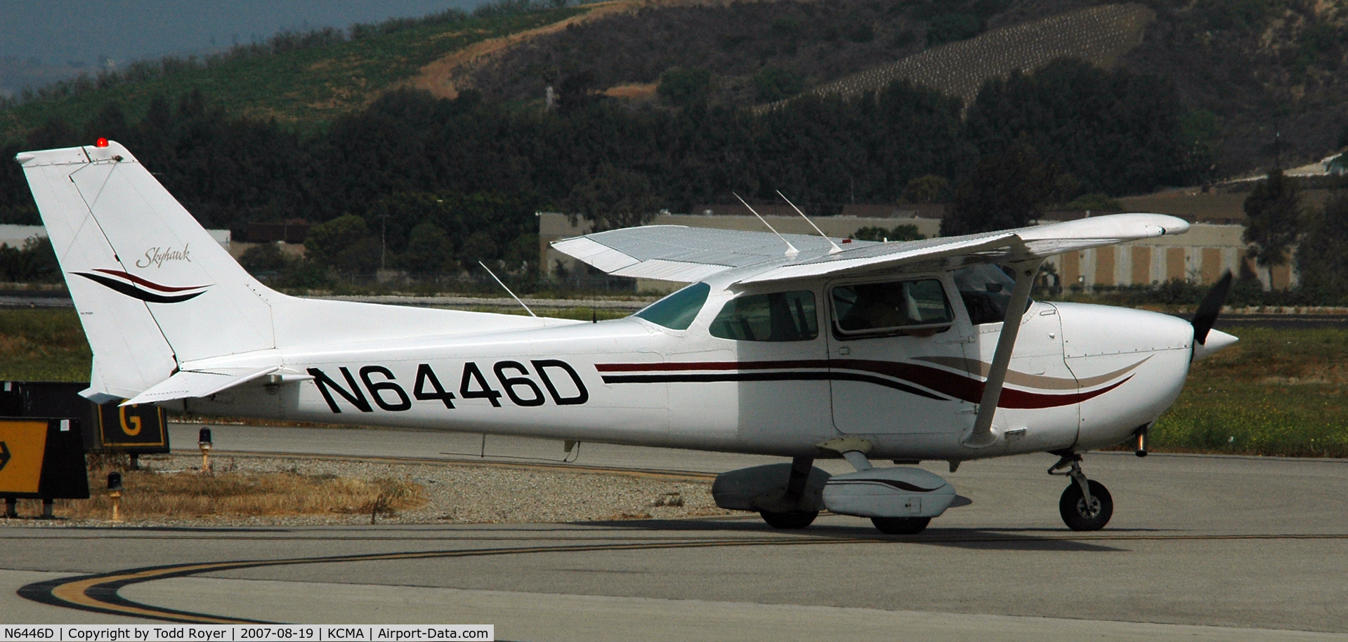 N6446D, 1979 Cessna 172N C/N 17272805, Camarillo airshow 2007