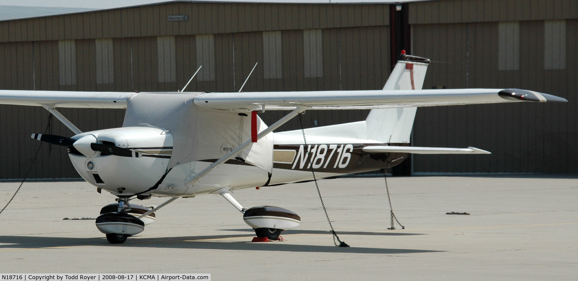N18716, 1972 Cessna 150L C/N 15074056, Camarillo Airshow 2008
