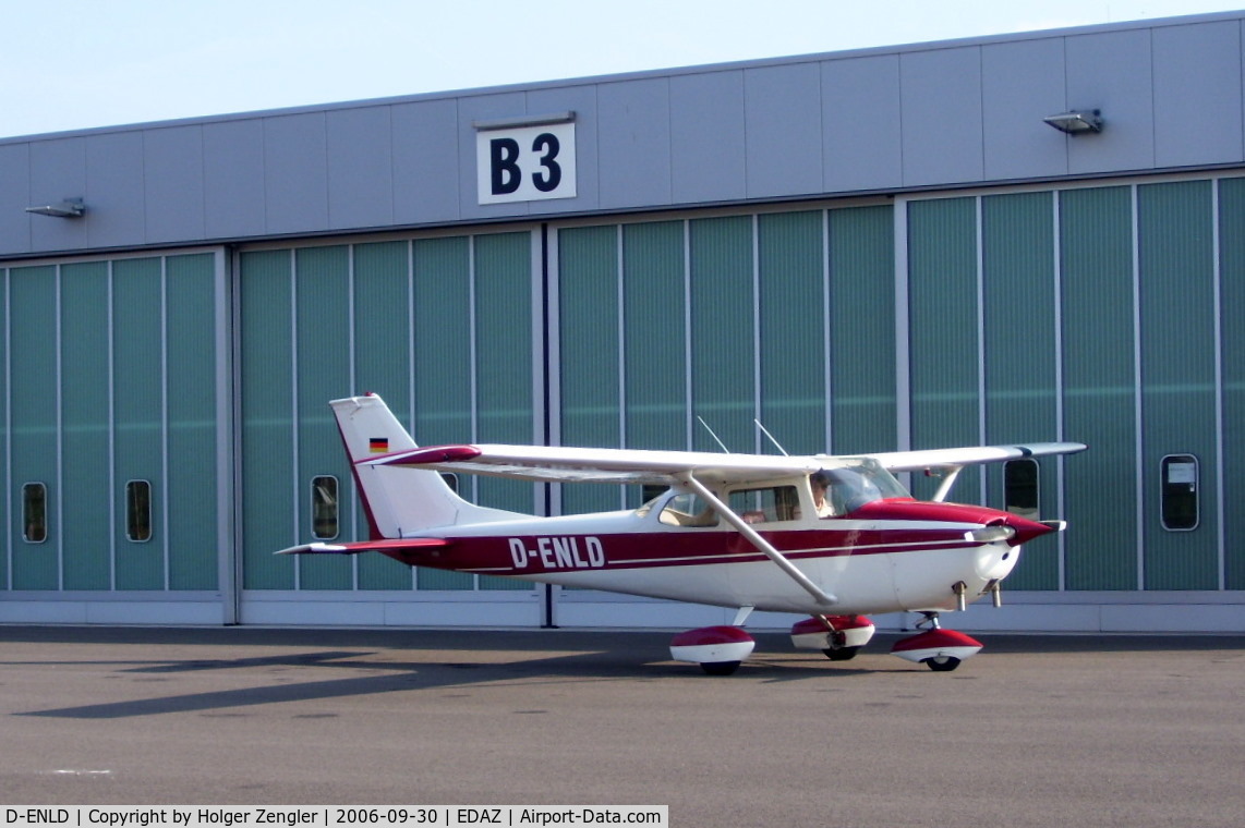 D-ENLD, Reims F172H Skyhawk C/N 0686, www.edaz.de (Schoenhagen airfield)