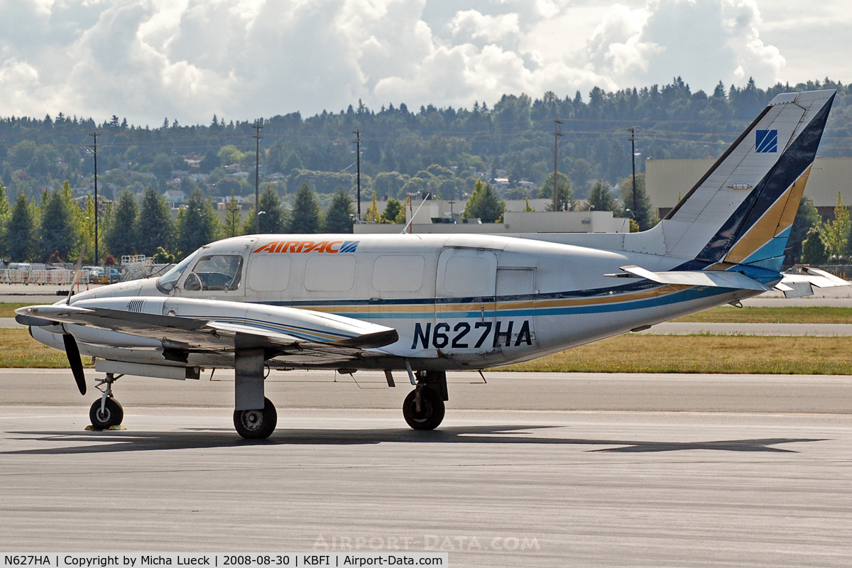 N627HA, Piper PA-31-350 Chieftain C/N 31-7952241, At Boeing Field