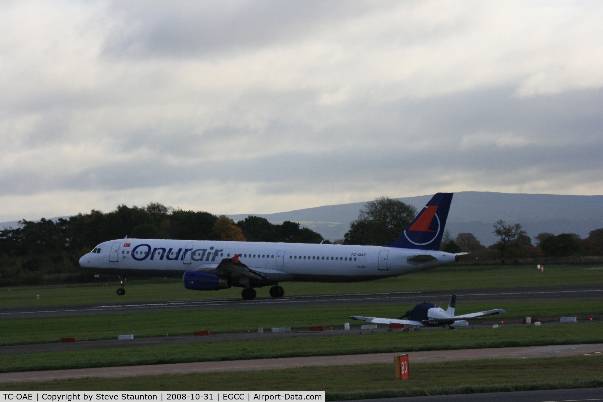 TC-OAE, 1997 Airbus A321-231 C/N 663, Taken at Manchester Airport, October 2008