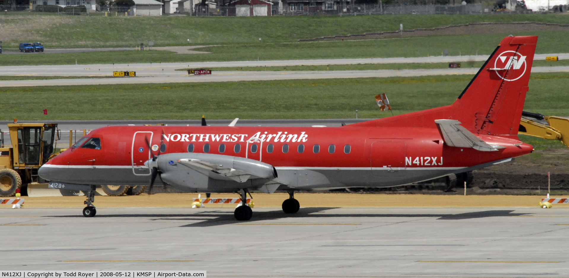 N412XJ, Saab 340B C/N 340B-412, Taxi for departure