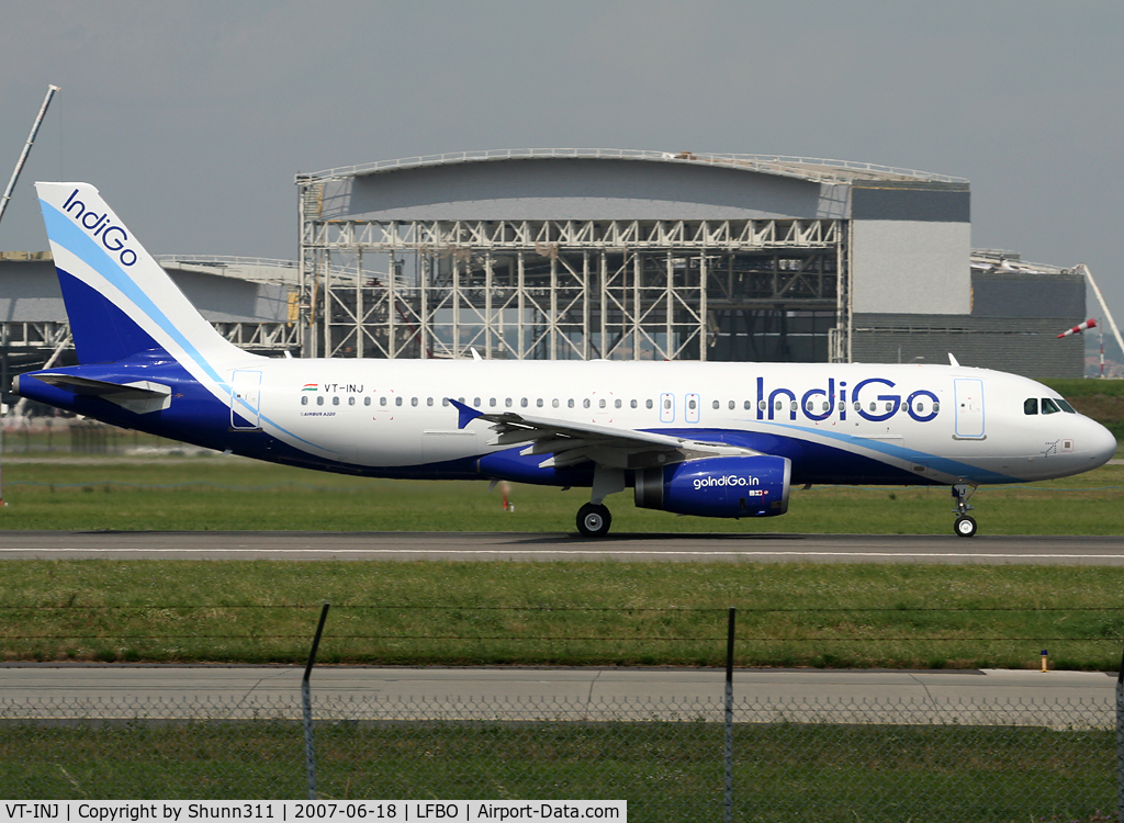 VT-INJ, 2007 Airbus A320-232 C/N 3159, Rolling for delivery flight...