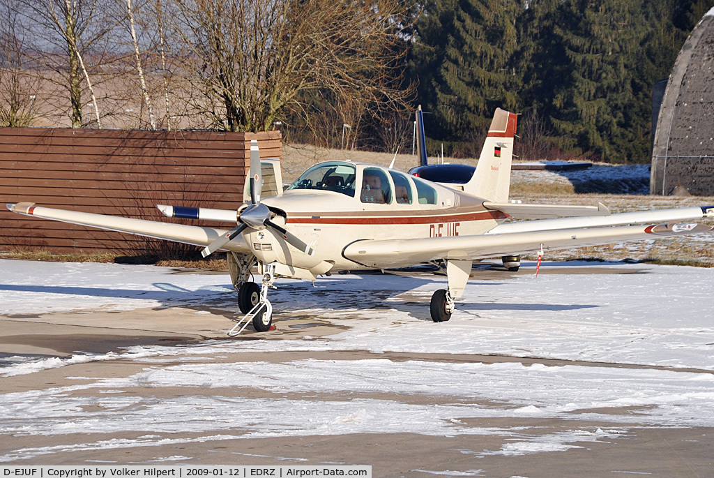 D-EJUF, 1988 Beech F33A Bonanza Bonanza C/N CE-1247, on a nice winter day at zqw!!