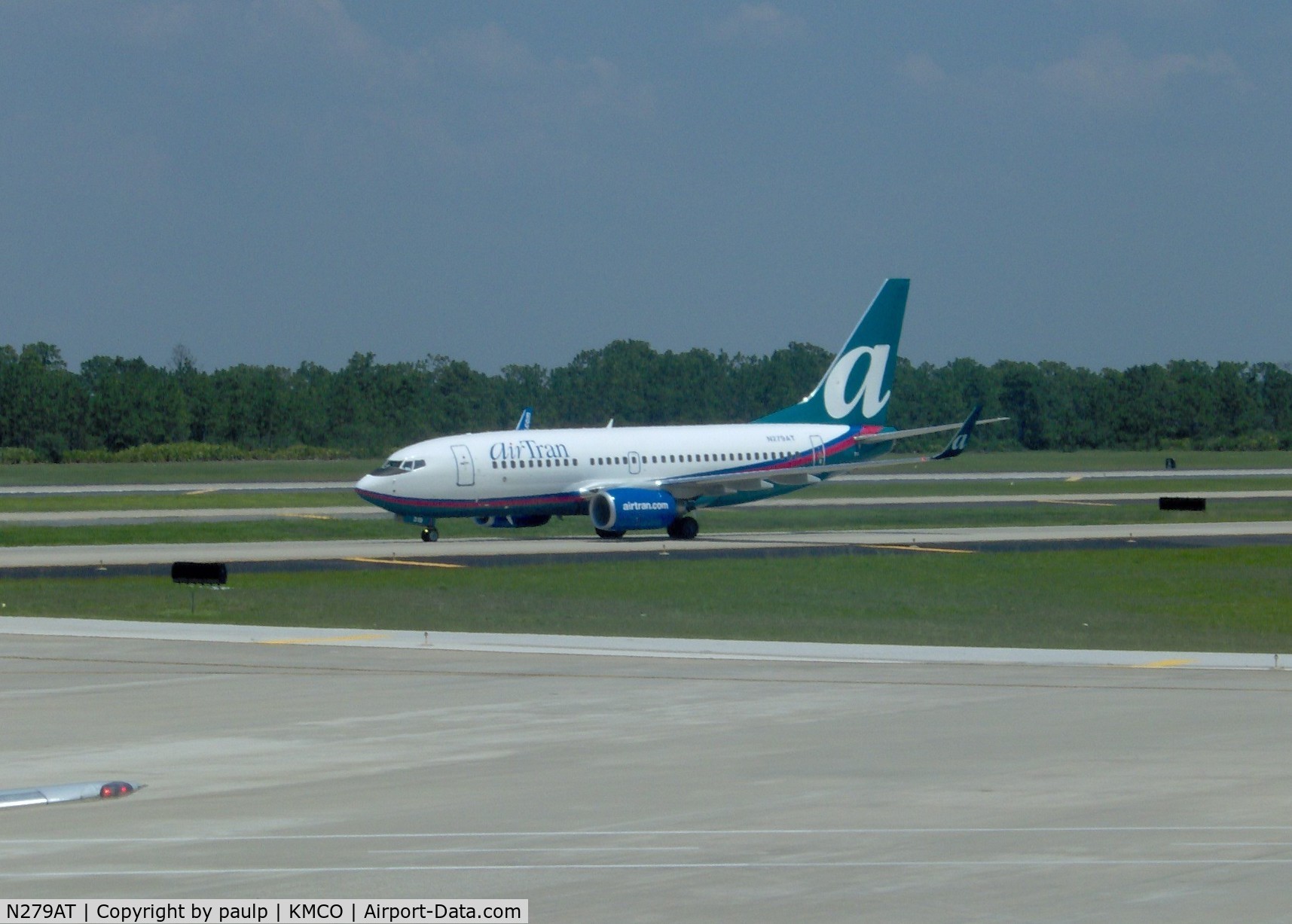 N279AT, 2005 Boeing 737-76N C/N 32666, AirTran 737 taxiing in after landing at Orlando.