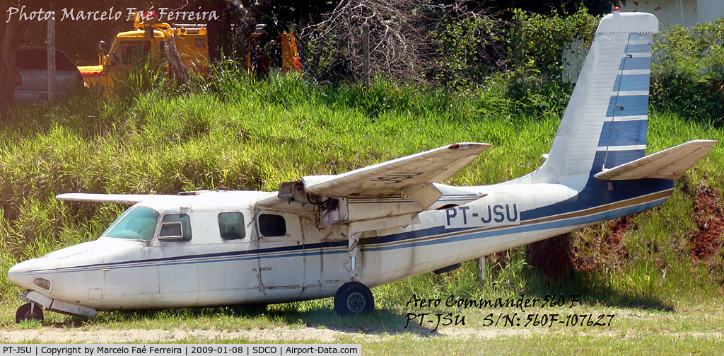 PT-JSU, Aero Commander 560-F C/N 560F-1076-27, Abandoned in Sorocaba-SP. SDCO/SOD