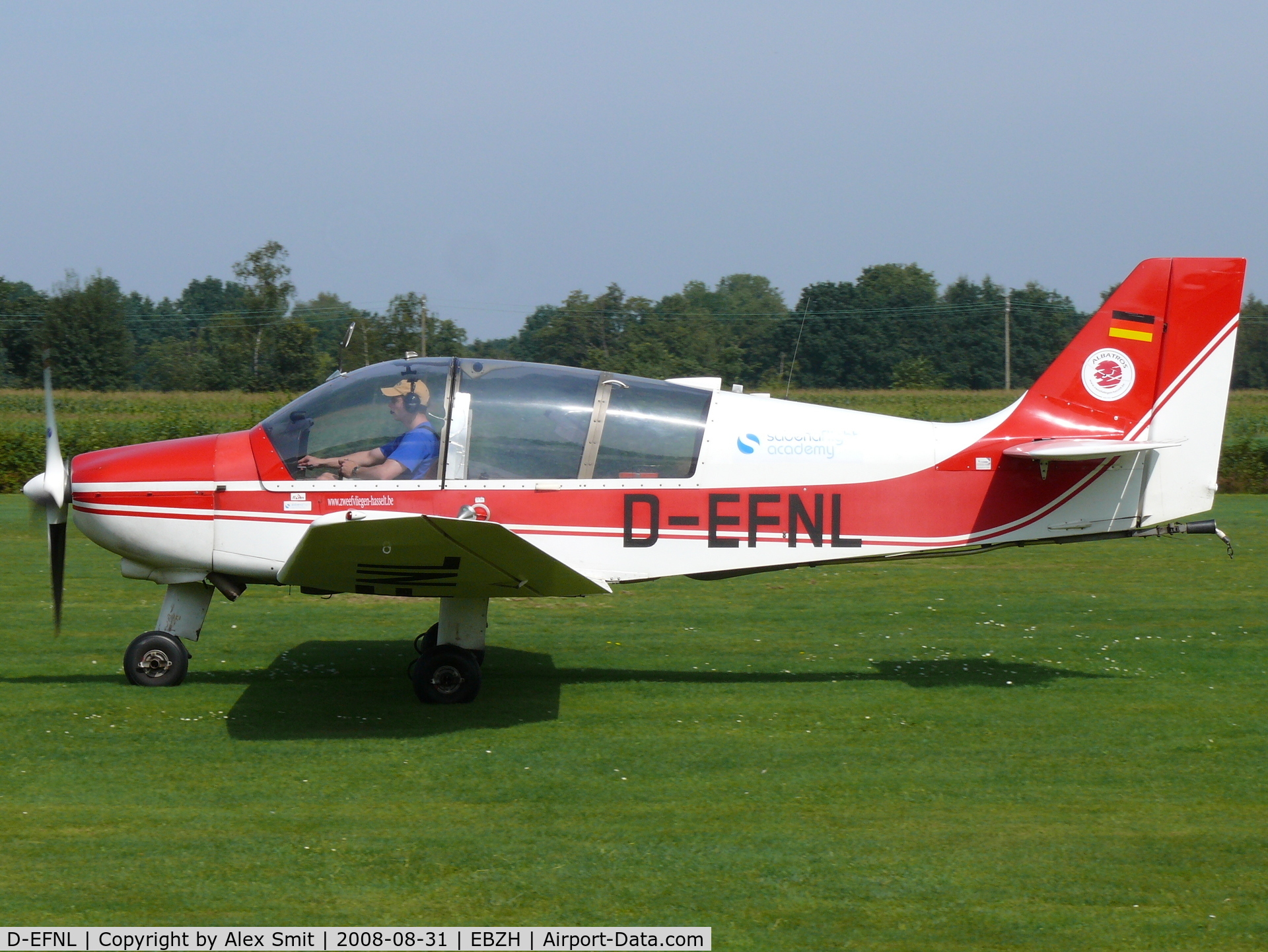 D-EFNL, Robin DR-400-180R Remorqueur Regent C/N 1551, Robin Dr400/180R D-EFNL Albatros Zweefvliegclub
