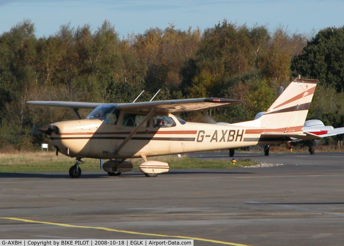 G-AXBH, 1969 Reims F172H Skyhawk C/N 0571, IN FROM POPHAM