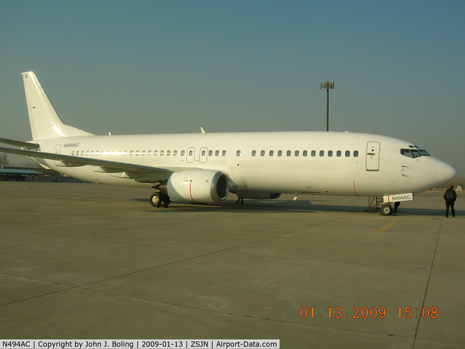 N494AC, 1989 Boeing 737-4YO C/N 24494, B-737-4YO; MSN 24494; Preflight prior to ferry from Jinan to Manila by Burns and Boling