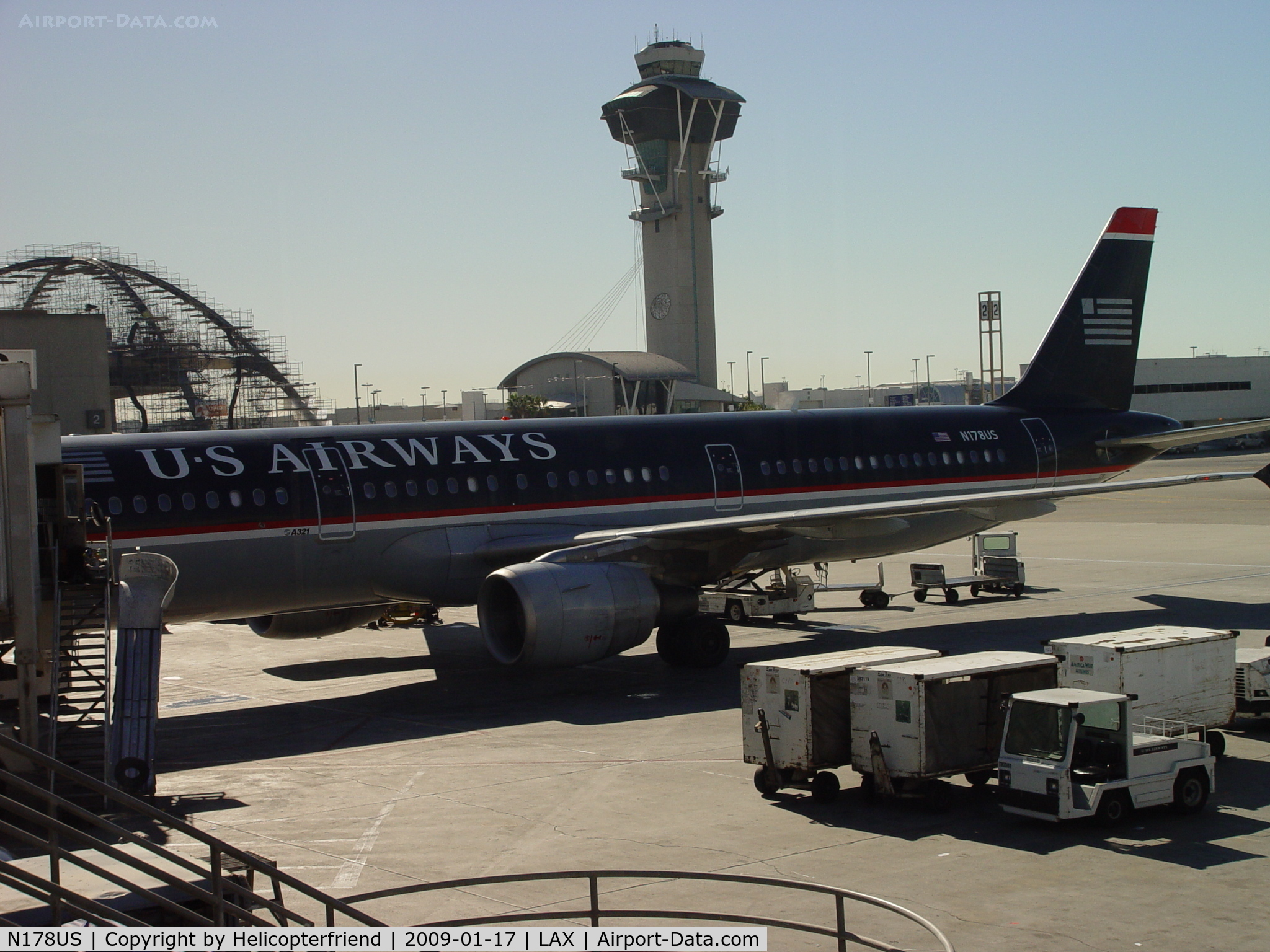 N178US, 2001 Airbus A321-211 C/N 1519, US Airways taking on passengers and luggage at LAX