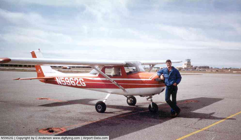 N5962G, 1969 Cessna 150K C/N 15071462, Cessna 150 solo