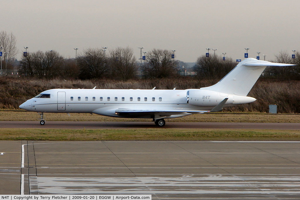 N4T, 2006 Bombardier BD-700-1A10 Global Express C/N 9195, Global Express with the ultimate low visibilty scheme !!!
