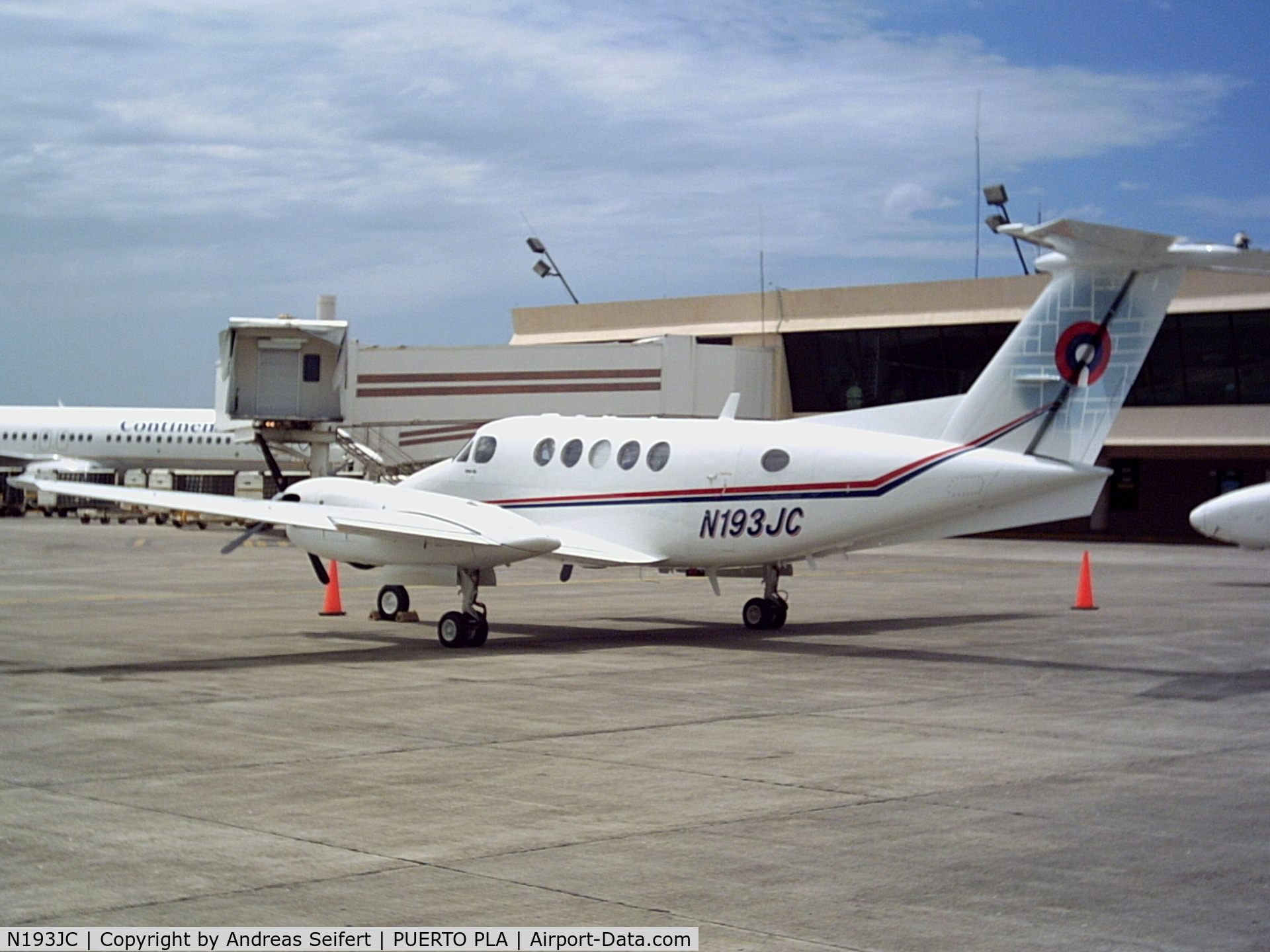 N193JC, 1983 Beech B200 King Air C/N BB-1177, Airport Puerto Plata