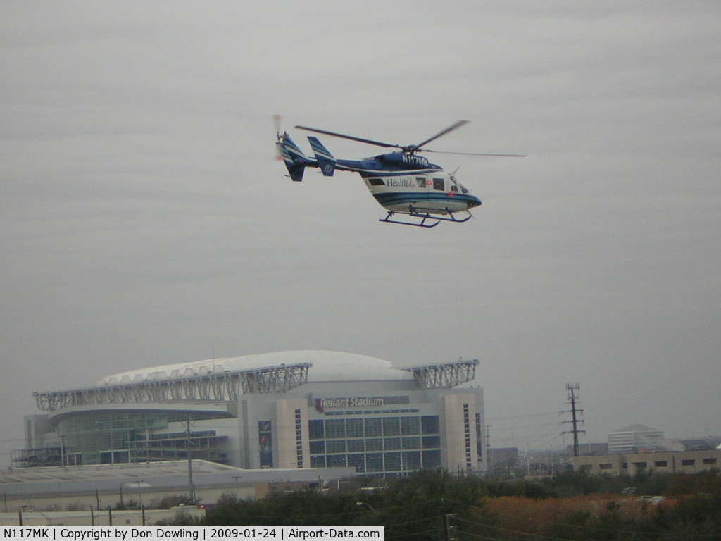 N117MK, 1989 Eurocopter-Kawasaki BK-117B-2 C/N 7196, N117MK flying as 