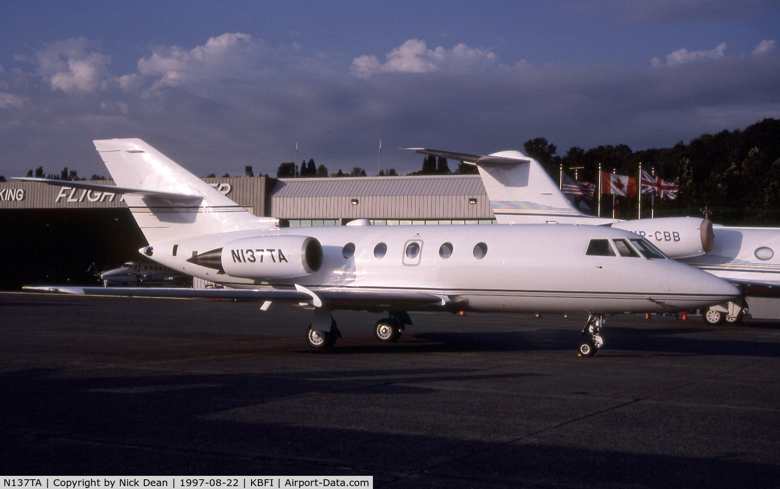 N137TA, 1984 Dassault Falcon 200 C/N 487, KBFI