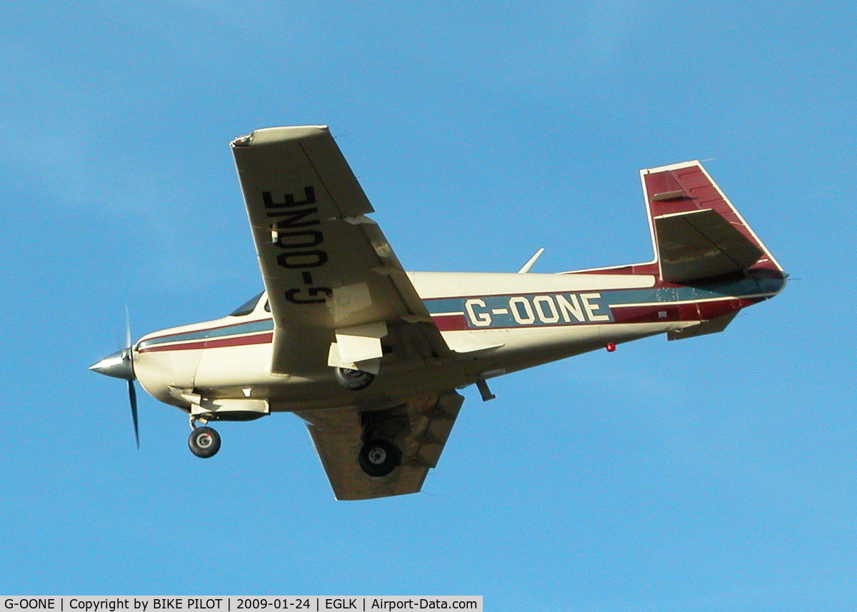 G-OONE, 1987 Mooney M20J 201 C/N 24-3039, TOUCH AND GOES RWY 25