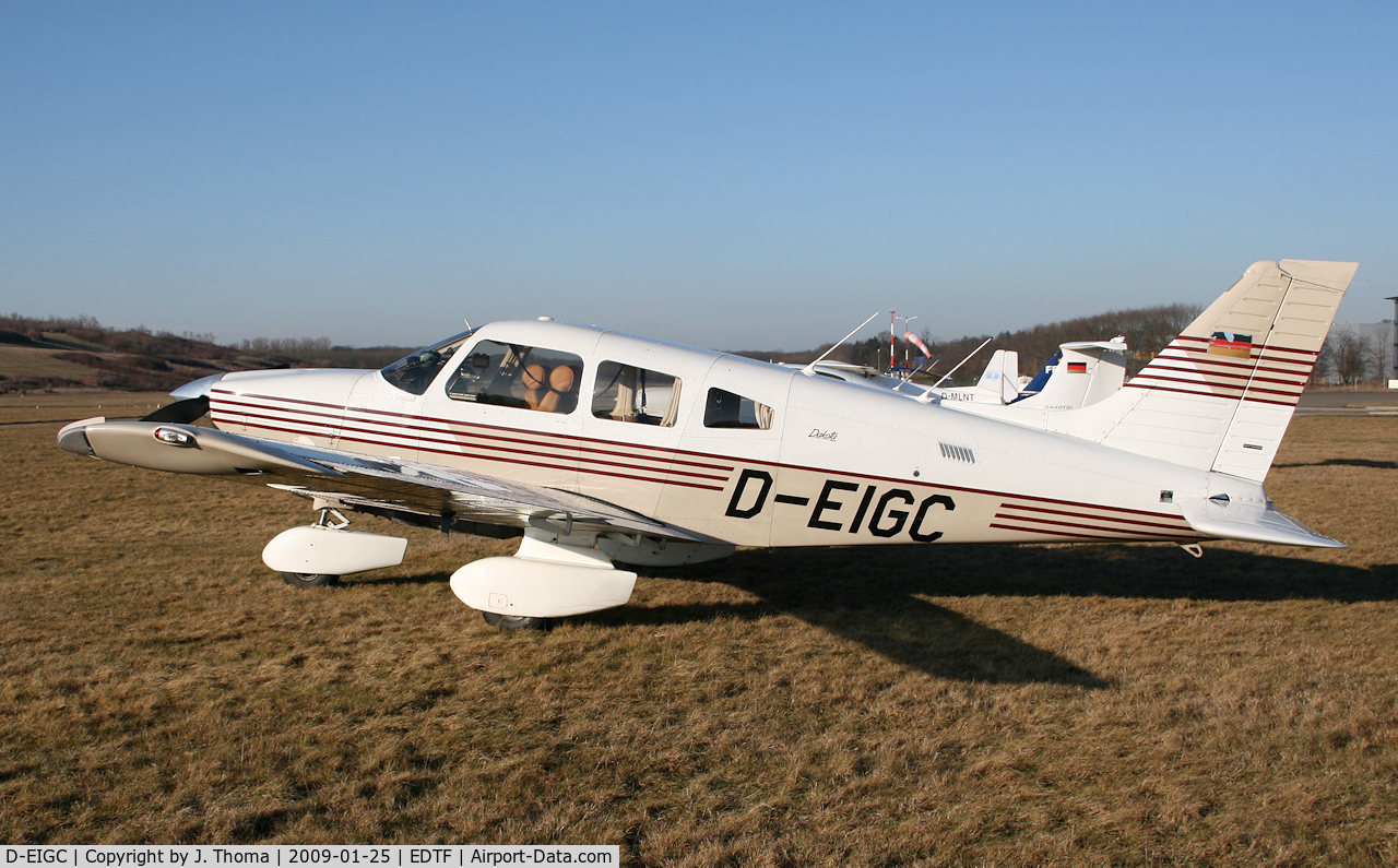 D-EIGC, Piper PA-28-236 Dakota Dakota C/N 28-11033, Piper PA-28-236 Dakota
