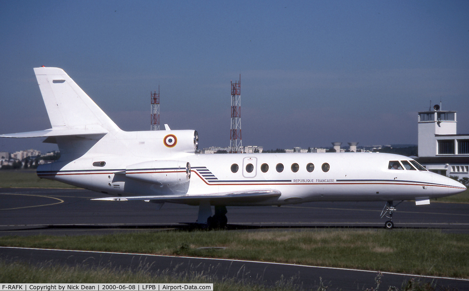 F-RAFK, 1980 Dassault Falcon 50 C/N 27, LFPB (S/N and C/N of this frame is 27)