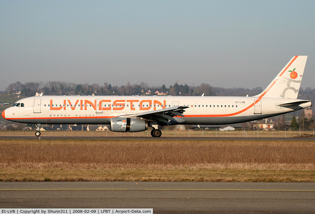 EI-LVB, 2003 Airbus A320-231 C/N 1970, Arriving rwy 02