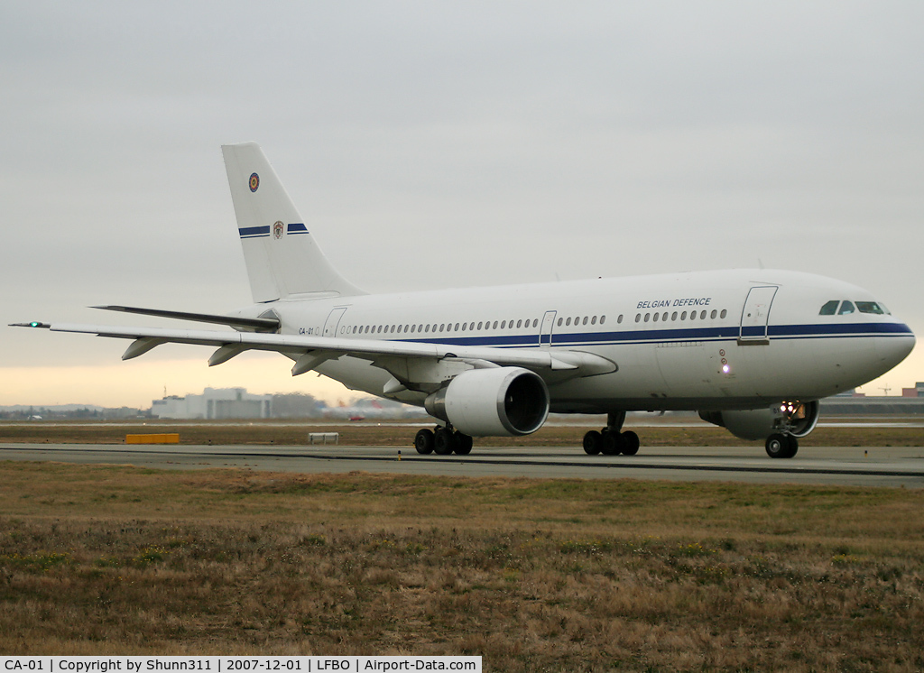 CA-01, 1985 Airbus A310-222 C/N 372, Lining up rwy 14L for departure