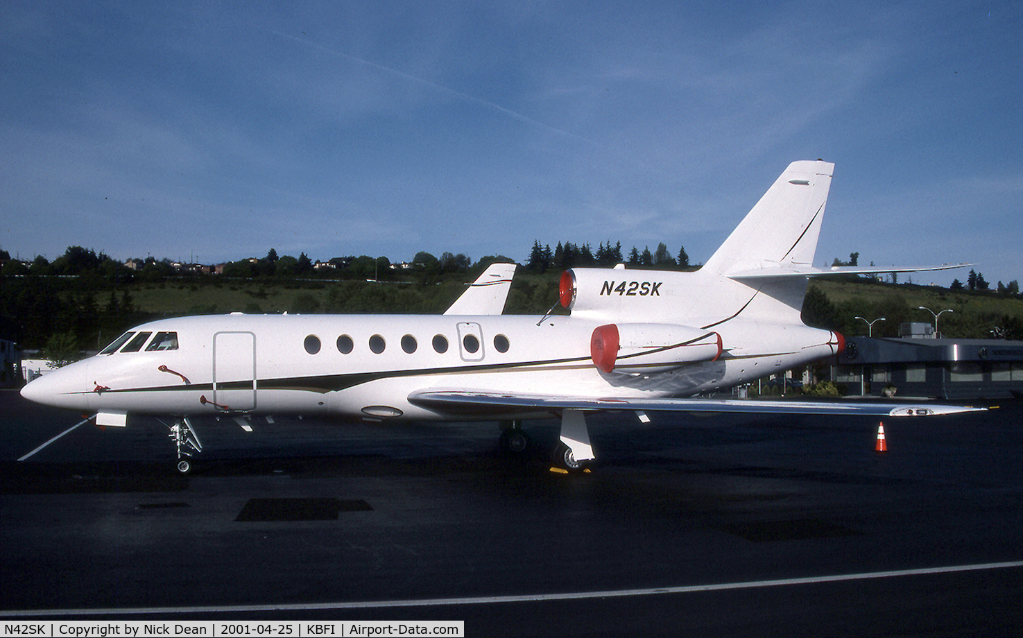 N42SK, 1999 Dassault Mystere Falcon 50 C/N 290, KBFI