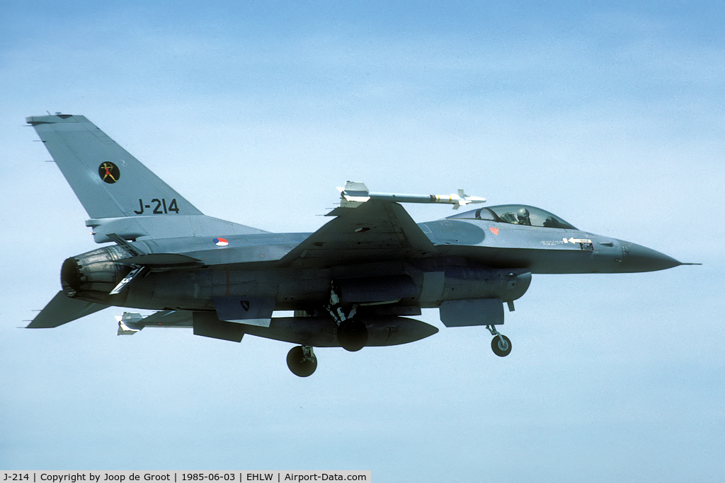 J-214, 1979 Fokker F-16A Fighting Falcon C/N 6D-3, was not updated to MLU standards and subsequently scrapped in 1998.