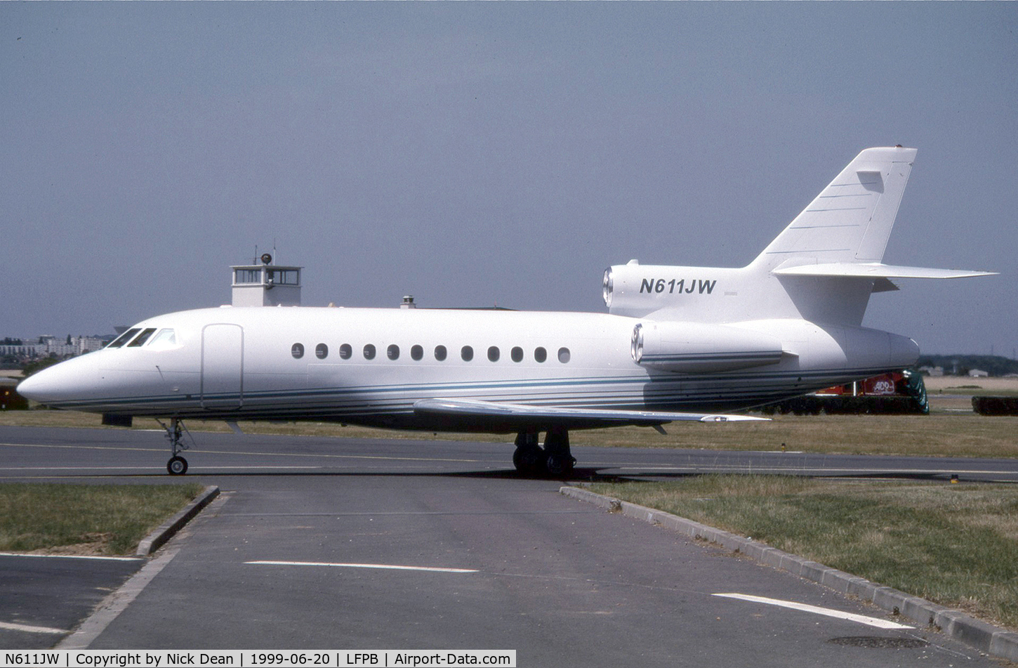 N611JW, 1996 Dassault Falcon 900 C/N 162, Paris Le Bourget