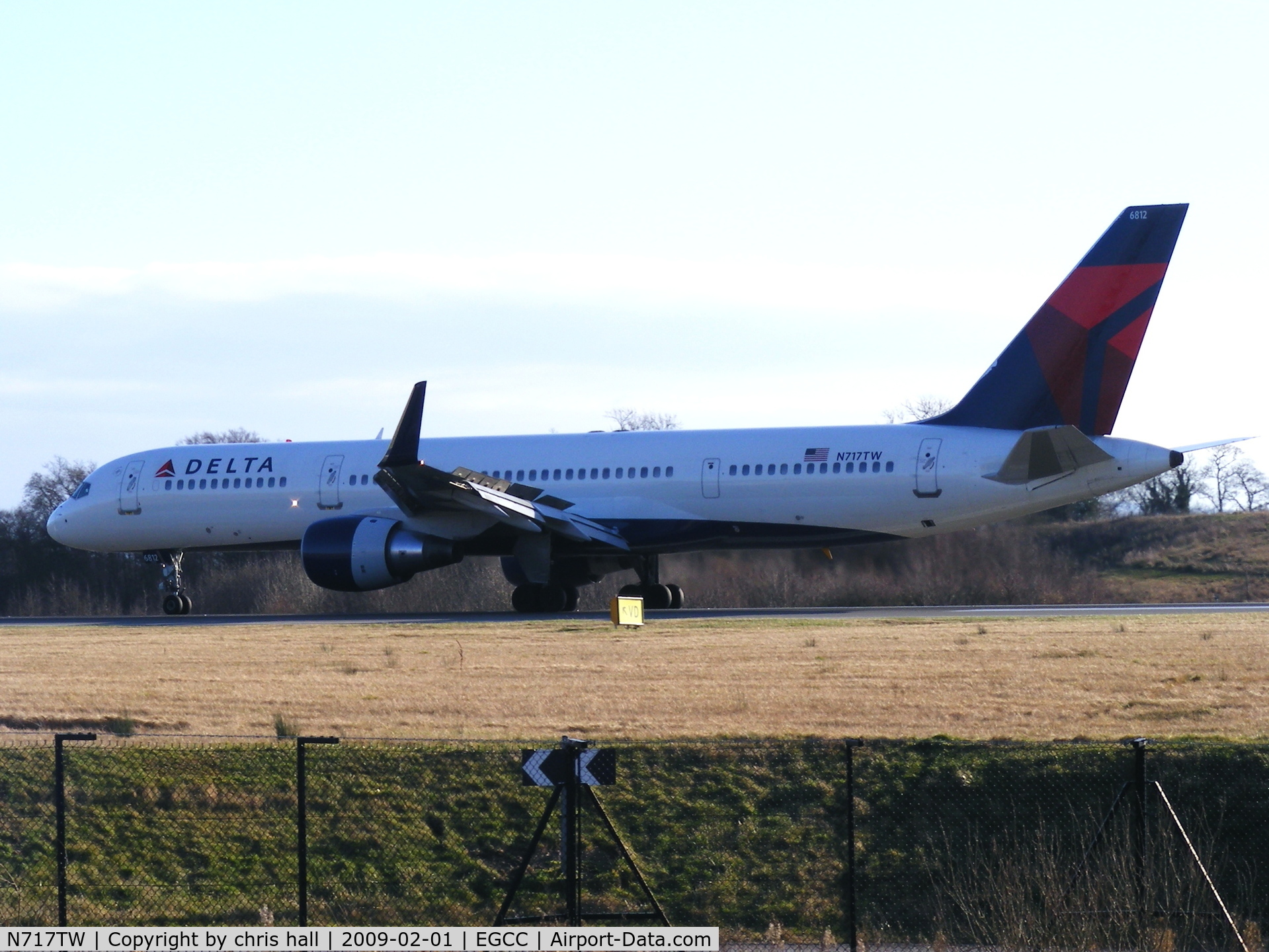 N717TW, 1999 Boeing 757-231 C/N 28485, Delta