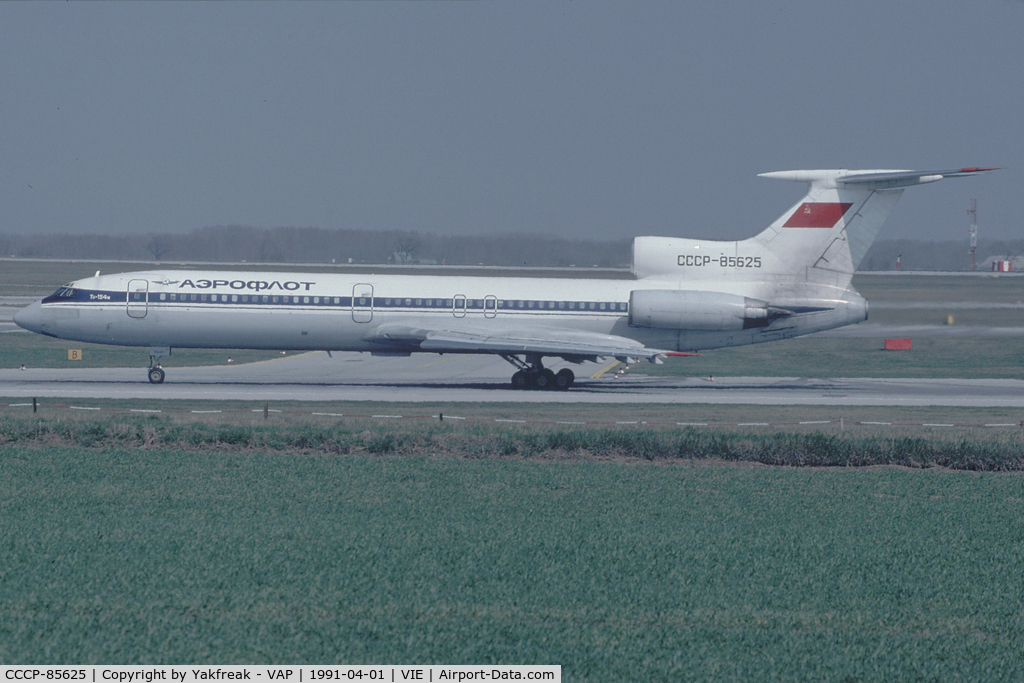 CCCP-85625, 1987 Tupolev Tu-154M C/N 87A752, Aeroflot Tupolev 154
