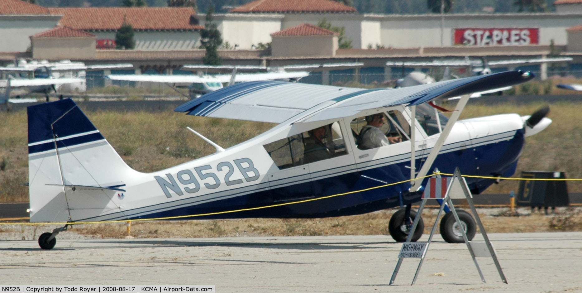 N952B, 2006 American Champion 7GCBC C/N 1408-2006, Camarillo Airshow 2008