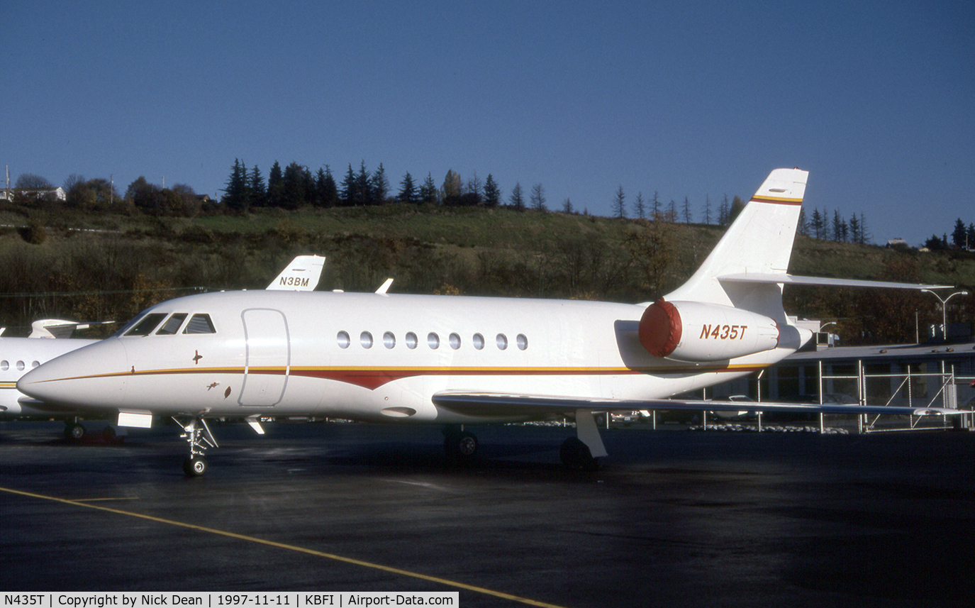 N435T, 1995 Dassault Falcon 2000 C/N 009, Chicago Tribune