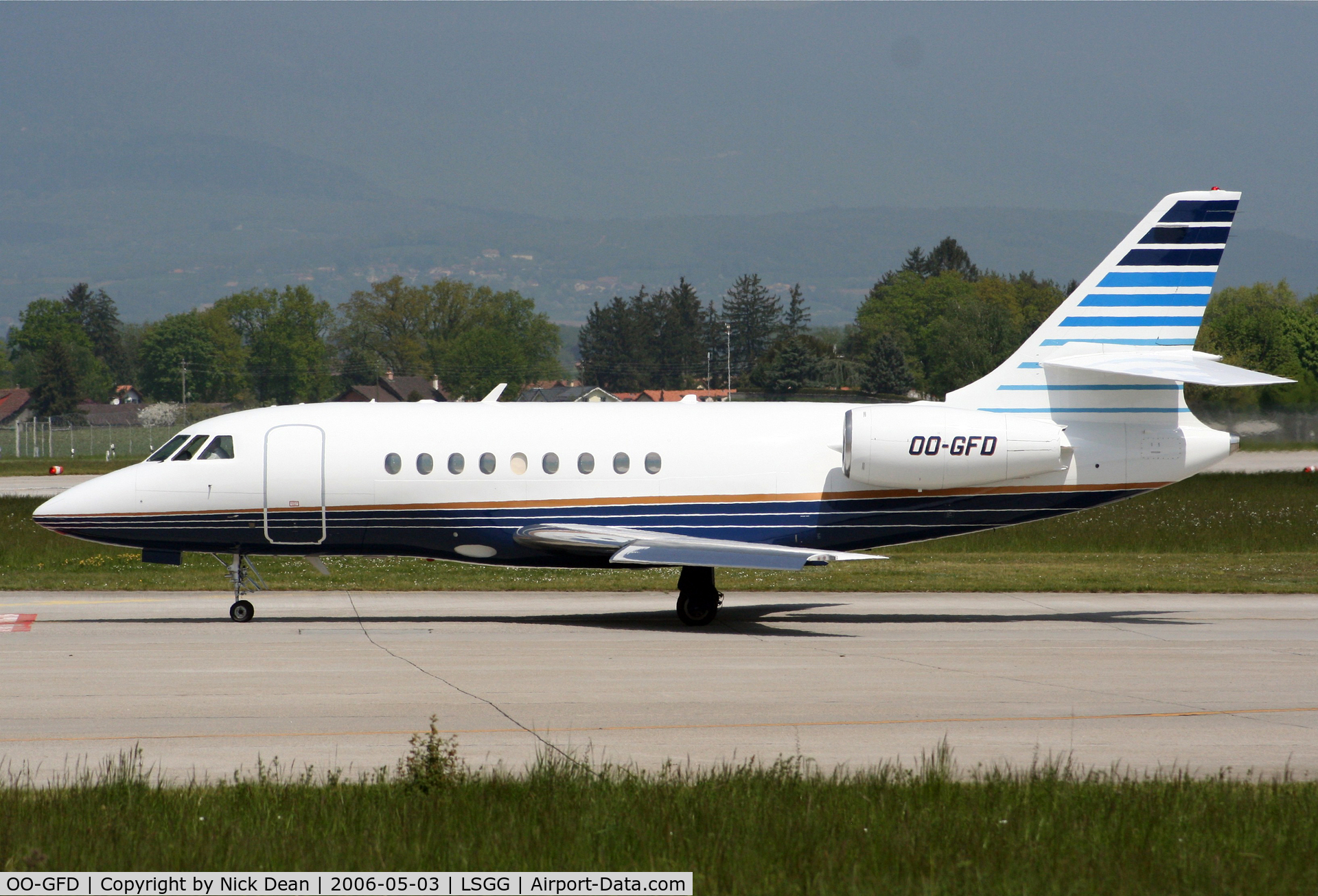 OO-GFD, 1999 Dassault Falcon 2000 C/N 101, LSGG (Selcal FJ-ES)