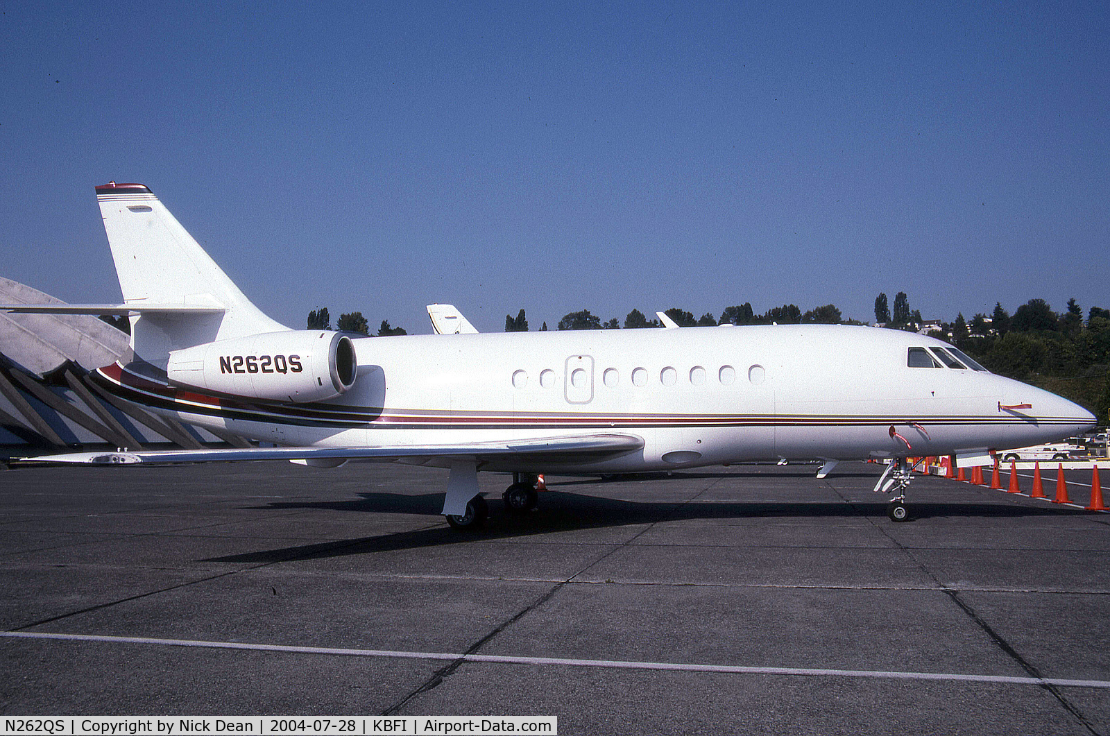 N262QS, 2001 Dassault Falcon 2000 C/N 162, KBFI