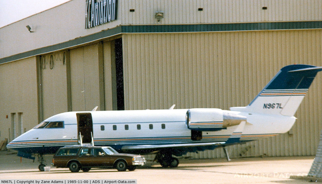 N967L, 1984 Canadair Challenger 601 (CL-600-2A12) C/N 3023, Frito Lay Corporation at Dallas Addison Airport