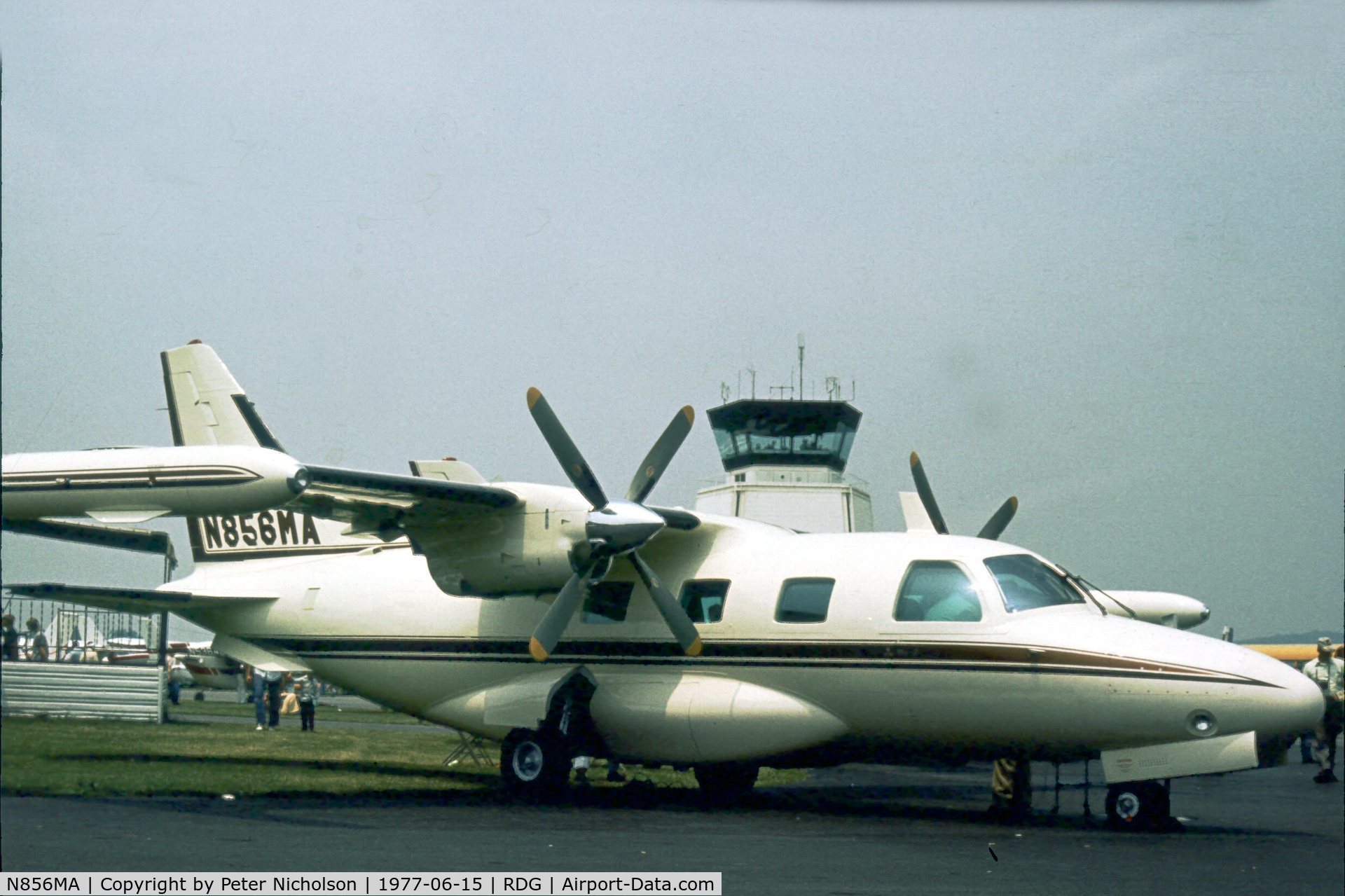 N856MA, Mitsubishi MU-2-36 C/N 696, Marketed as the MU-2L and displayed by the MU-2 Corpn of San Angelo at the 1977 Reading Airshow.