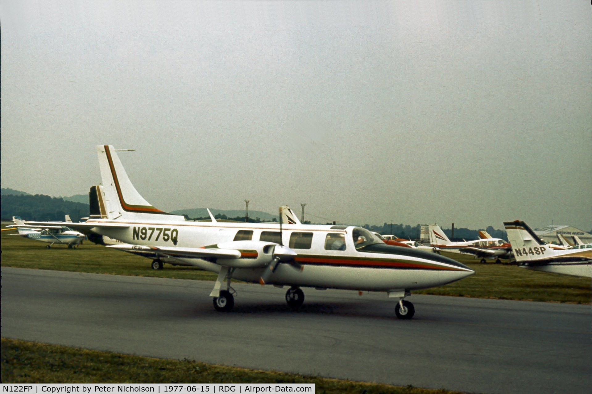 N122FP, 1977 Smith Aerostar 601P C/N 61P-0412-147, Arriving for the 1977 Reading Airshow when the regn was N9775Q.