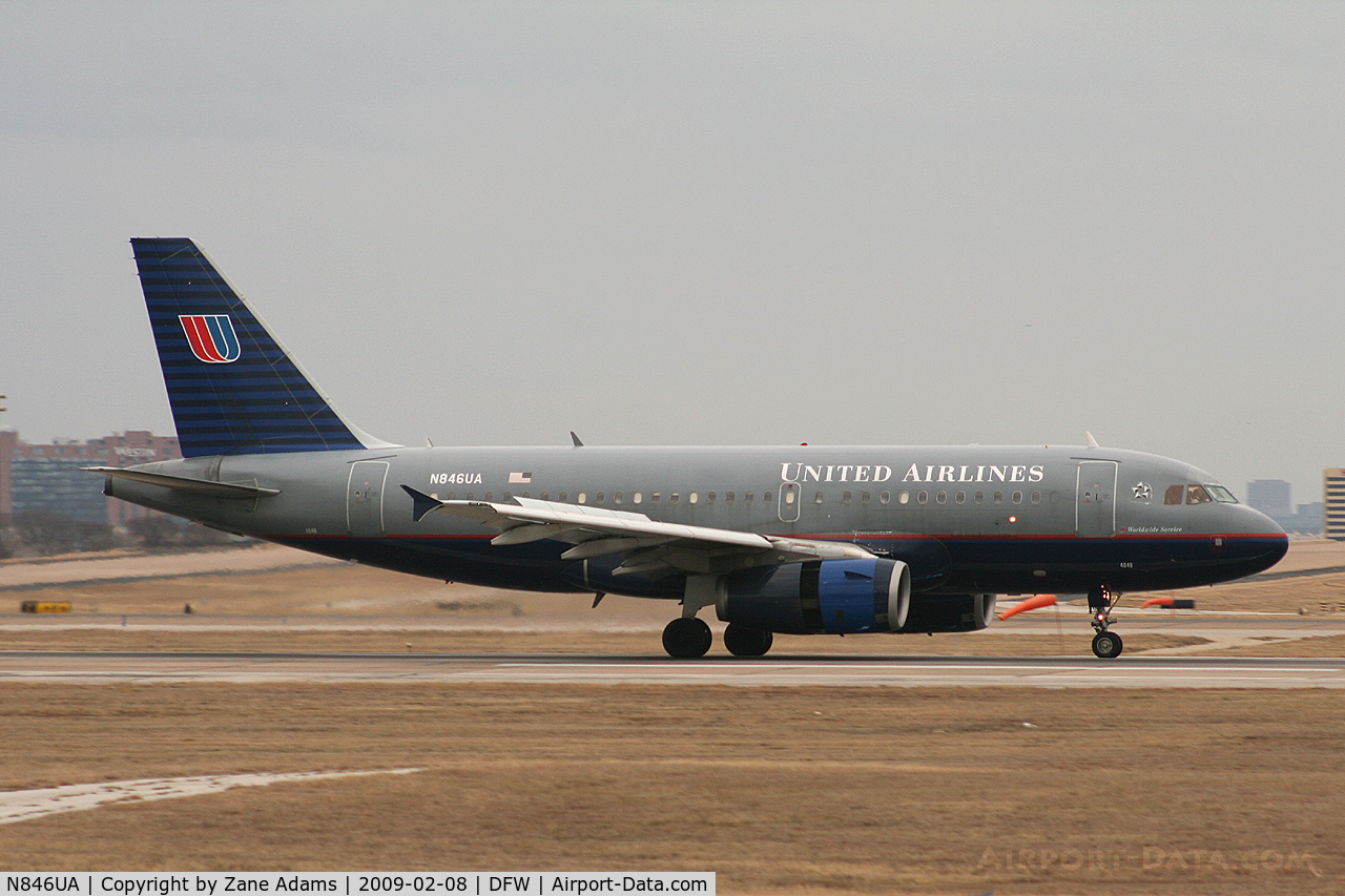 N846UA, 2001 Airbus A319-131 C/N 1600, United Airlines Airbus at DFW