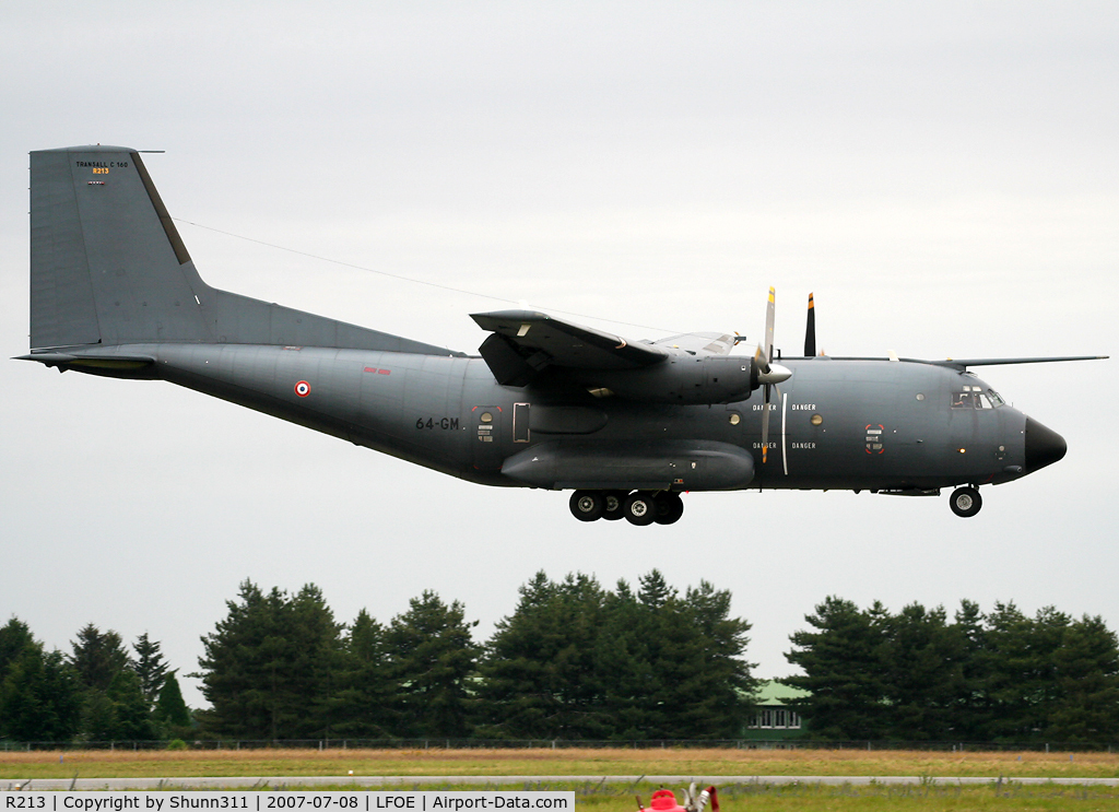 R213, Transall C-160R C/N 216, On landing during Airshow 2007