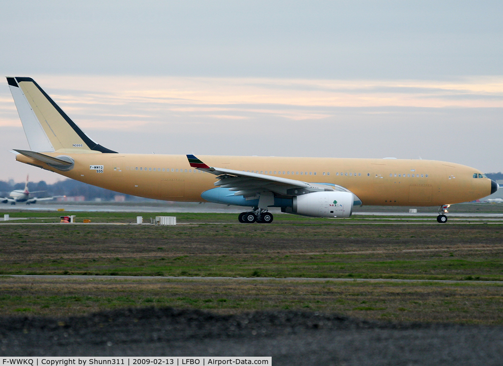 F-WWKQ, 2009 Airbus A330-243 C/N 995, C/n 995 - For MEA as F-ORMB