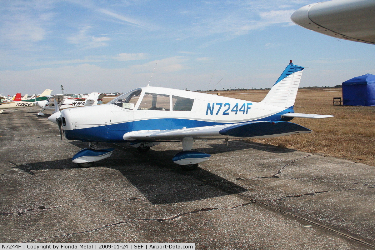 N7244F, 1968 Piper PA-28-140 Cherokee C/N 28-25160, Piper PA-28-140 built 1968