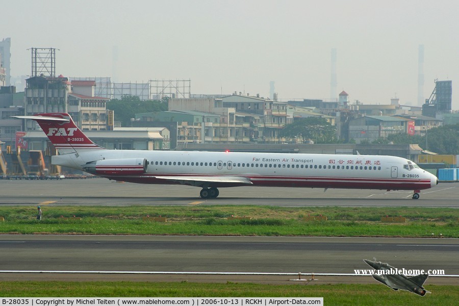 B-28035, 1995 McDonnell Douglas MD-82 (DC-9-82) C/N 53480/2127, Far Eastern Air Transport